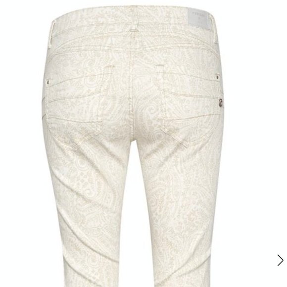 HOST PICK* Women's Boho Jeans Embroidered Paisley Print Festival Coastal Cowgirl - Picture 3 of 15